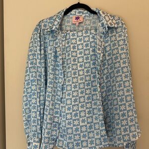 Lisa Says Gah Blue and White Floral Check Pajama Top